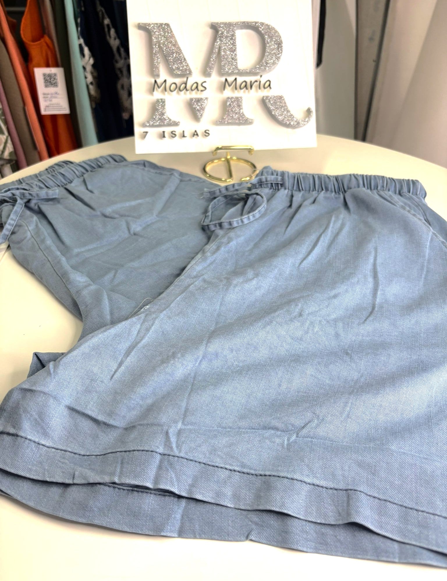 PANTALÓN VAQUERO CORTO