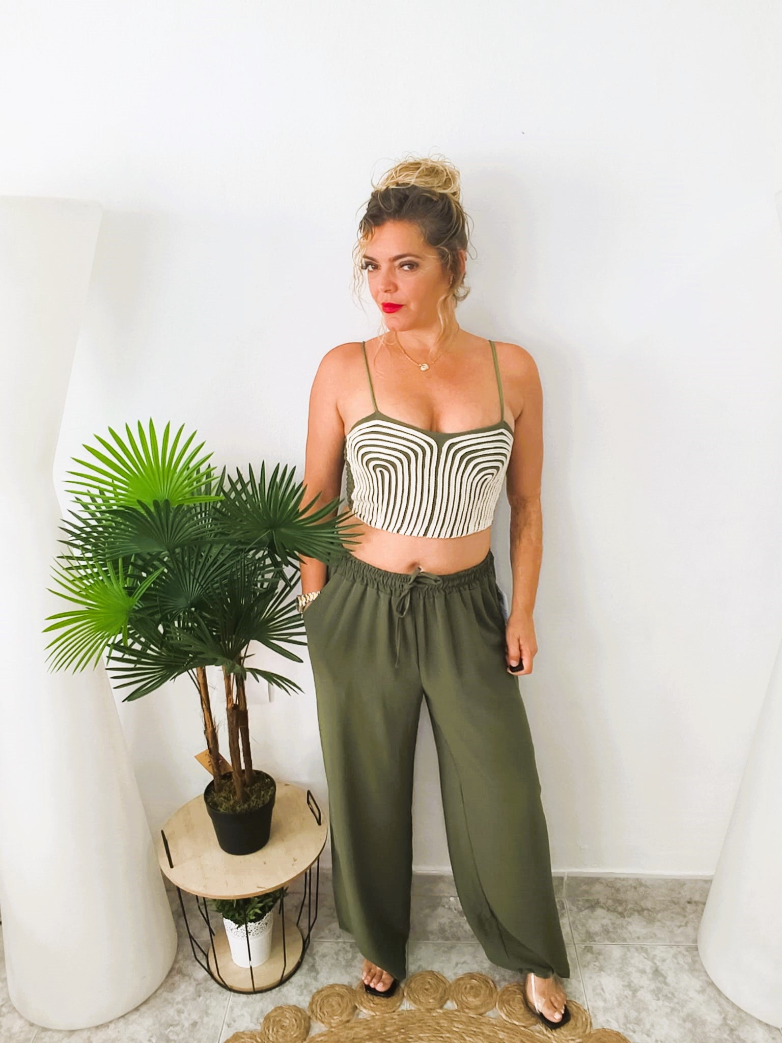 CONJUNTO  LIDIA